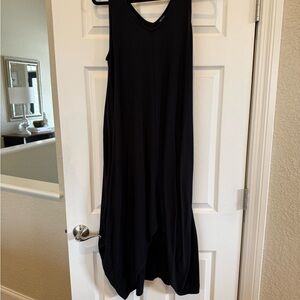 Versona Black Sleeveless V-Neck Maxi Dress